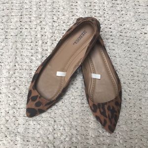 Leopard flats